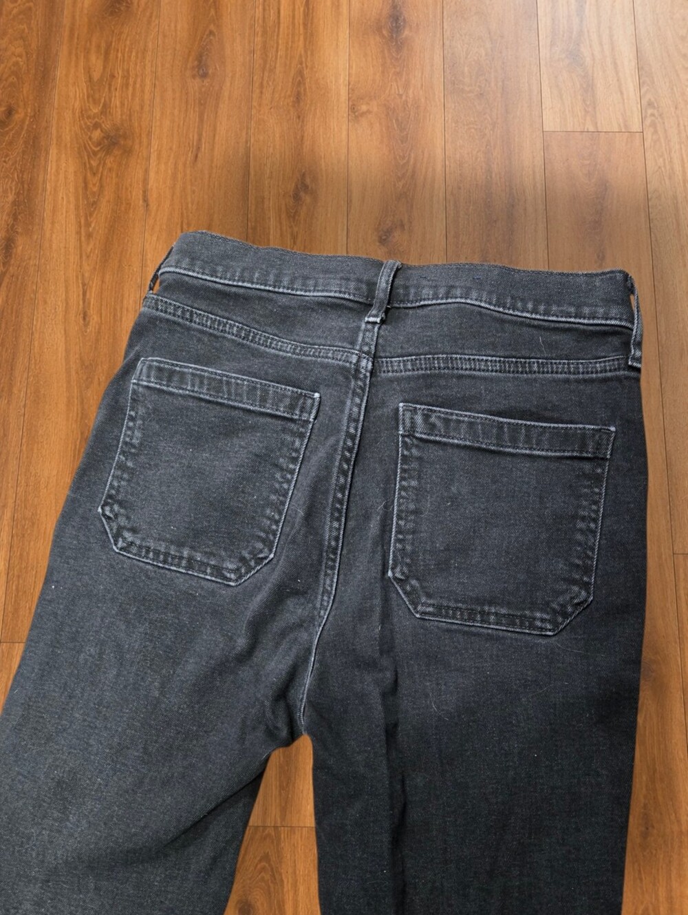 GAP ‘70s High Rise Flare Jeans • Size 27/4 - Picture 2 of 3